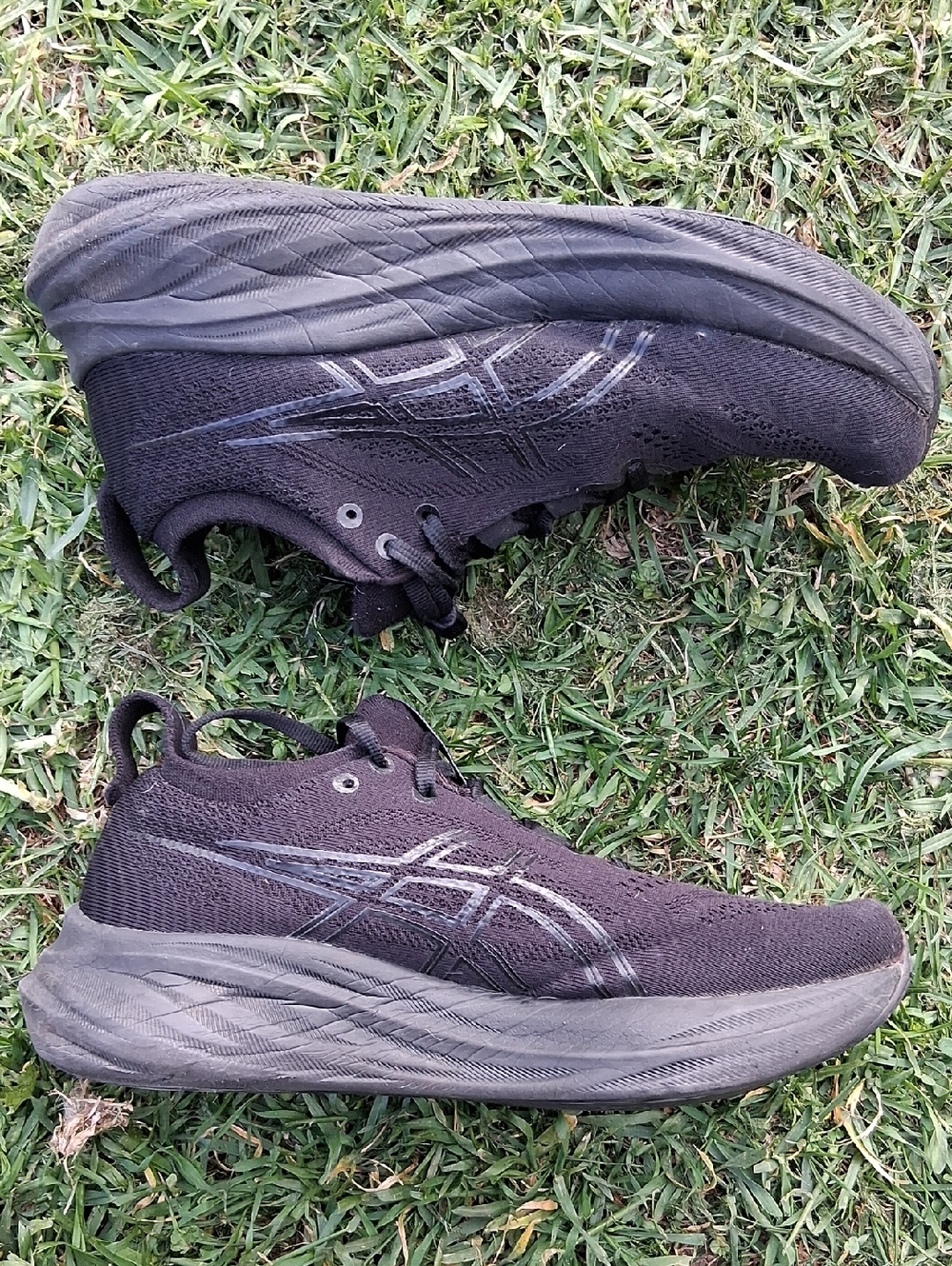 Asics Gel Niumbus 26 Womens Black Running Shoes - Picture 3 of 13